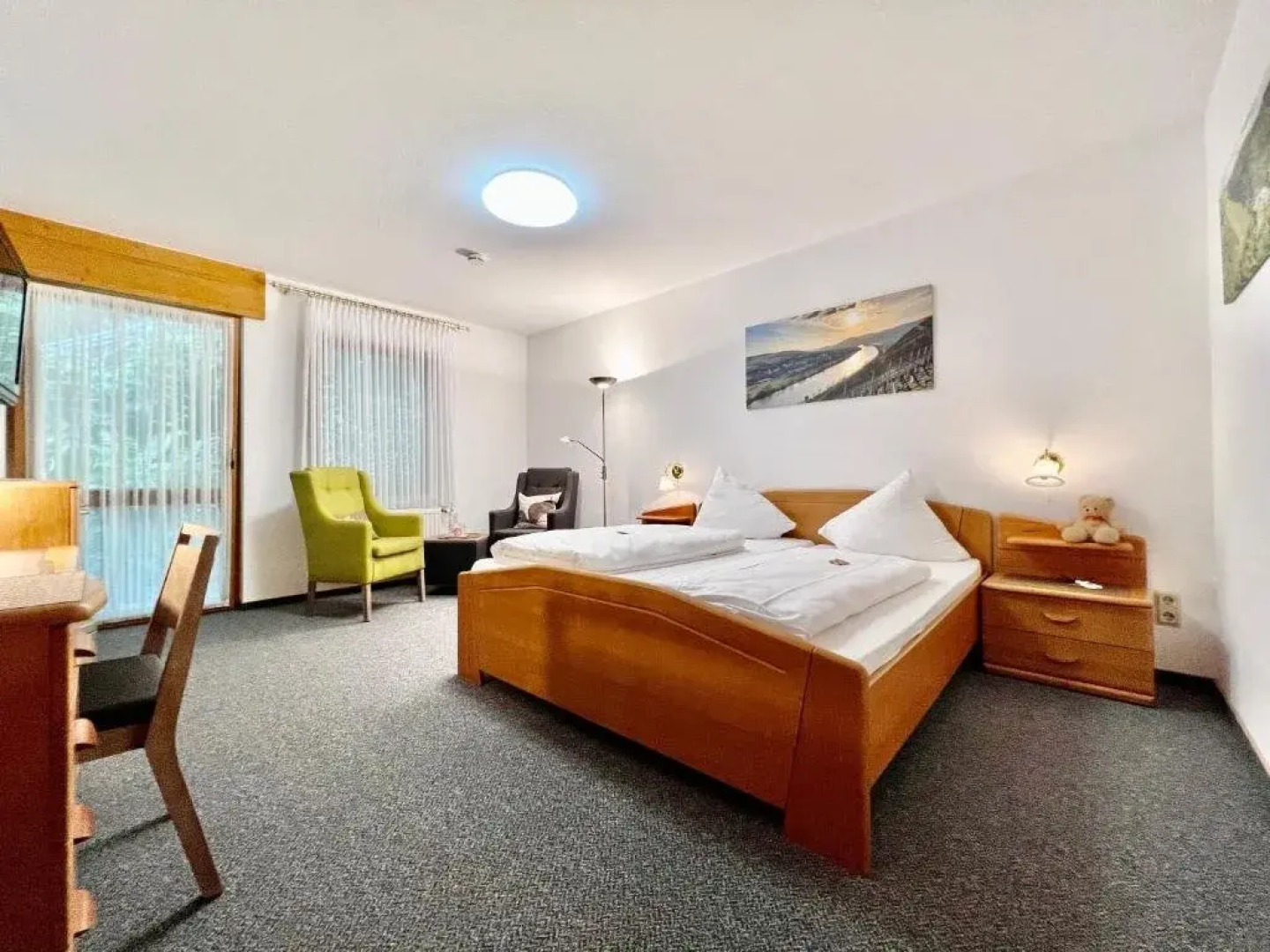 Weinhaus Am Schieferfels