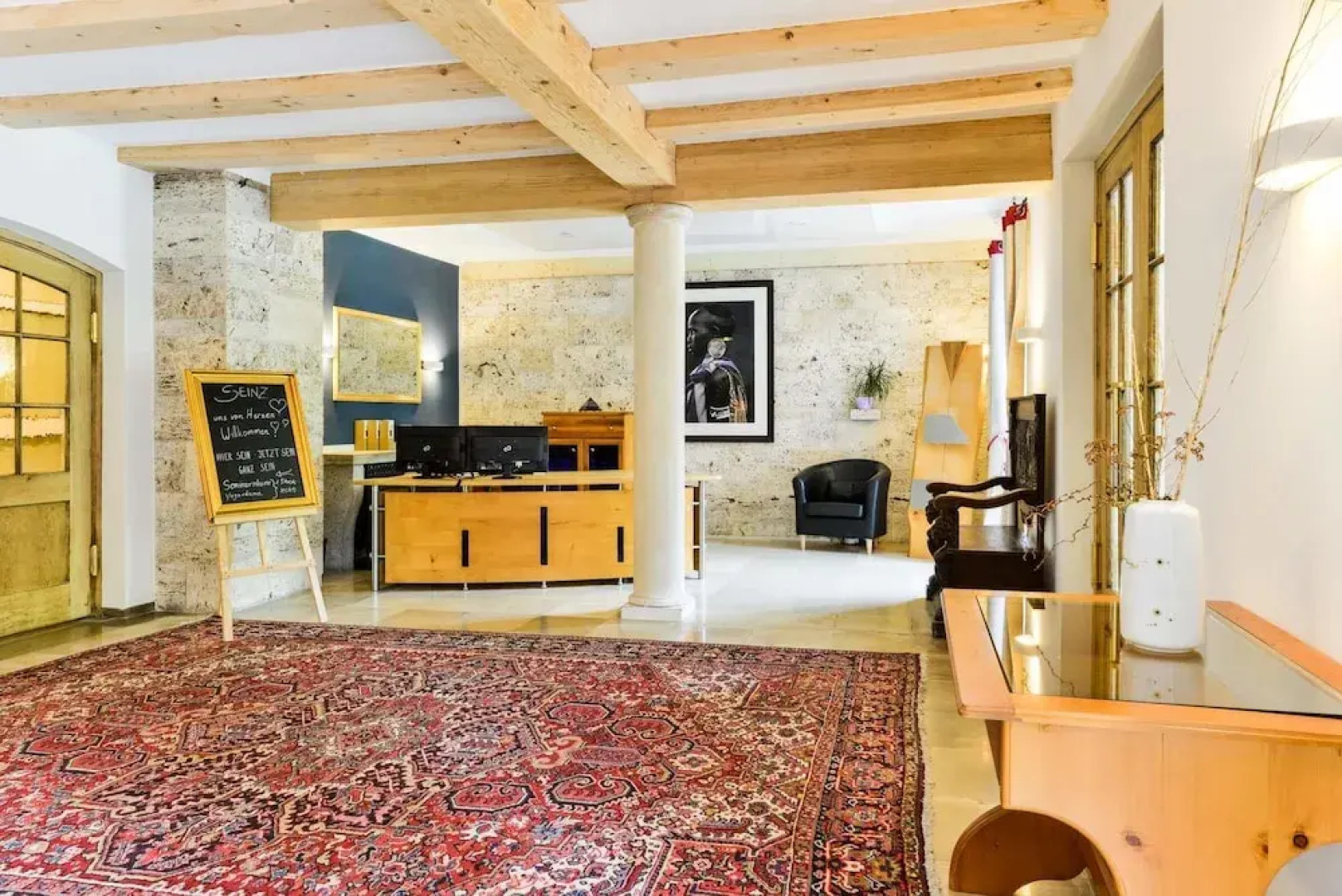 SEINZ - vegetarisches/ veganes BioHotel