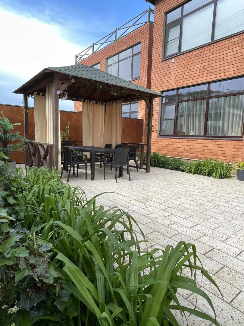 Дом у моря Солар