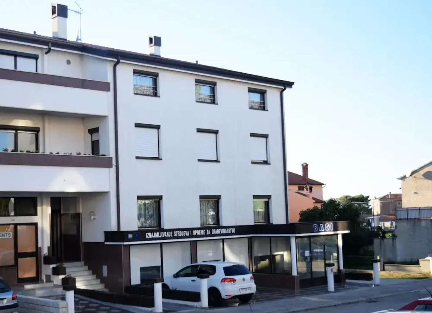 BAGI Apartments & Rooms