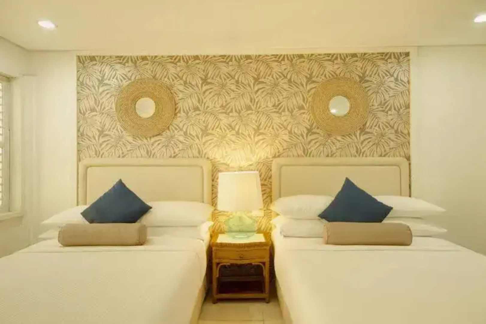 Sta. Monica Beach Club