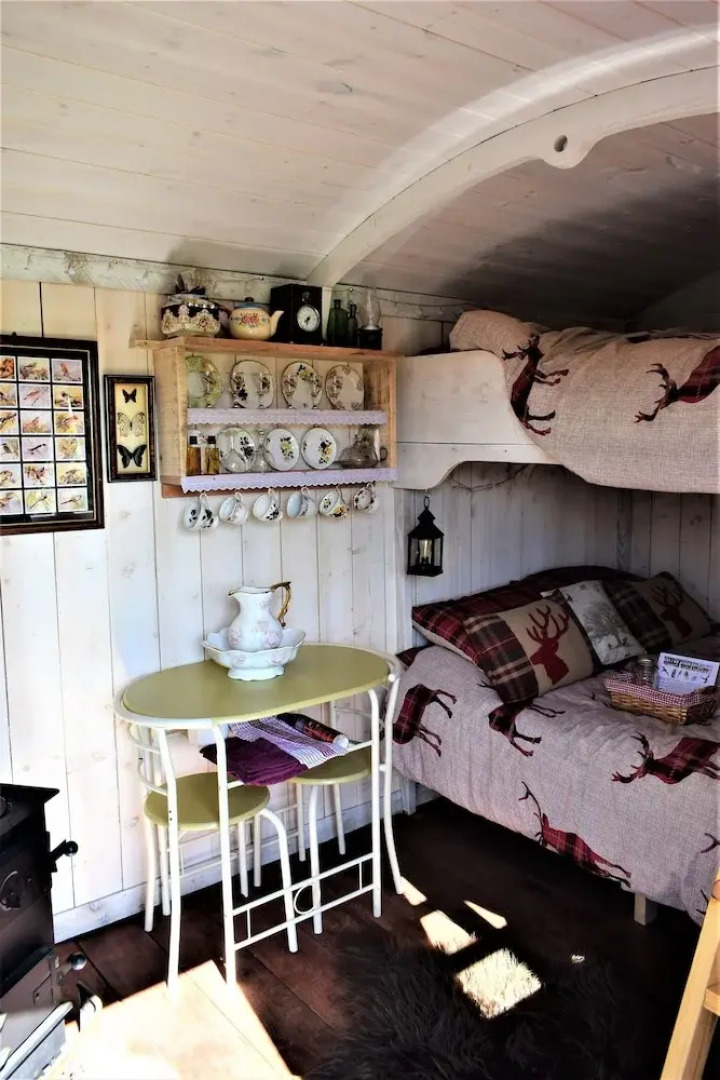 Meadow Shepherds hut