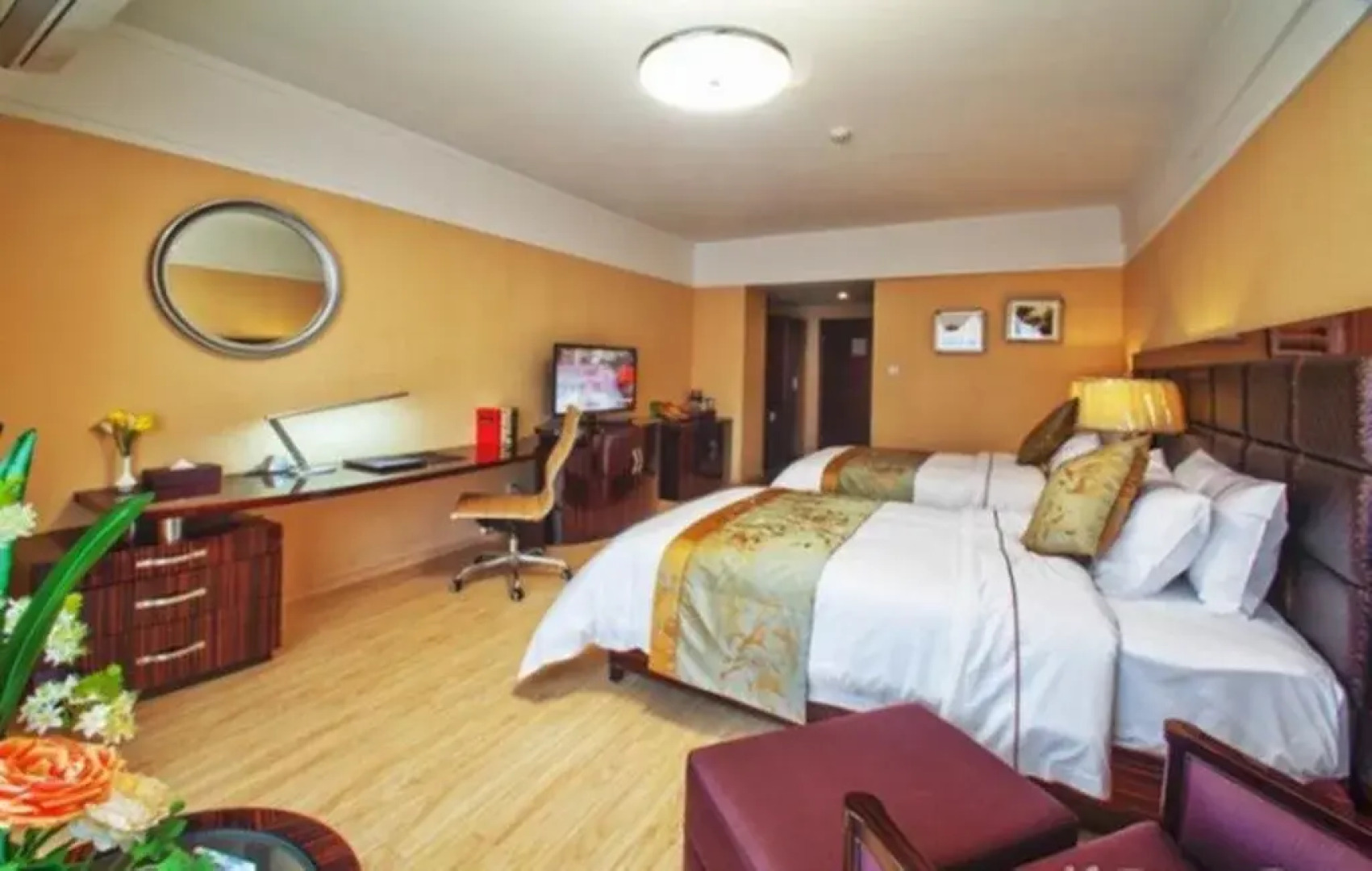 Chengdu Man Ya Hotel