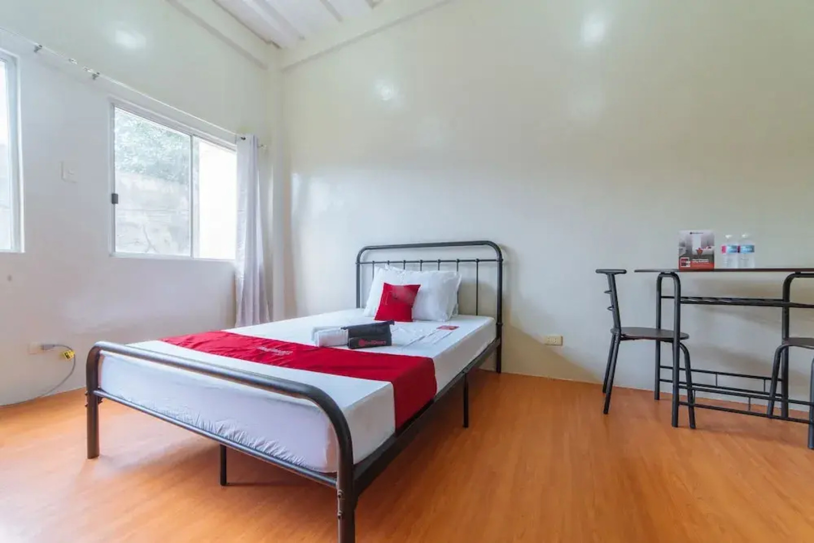 RedDoorz @ Kassel North Caloocan