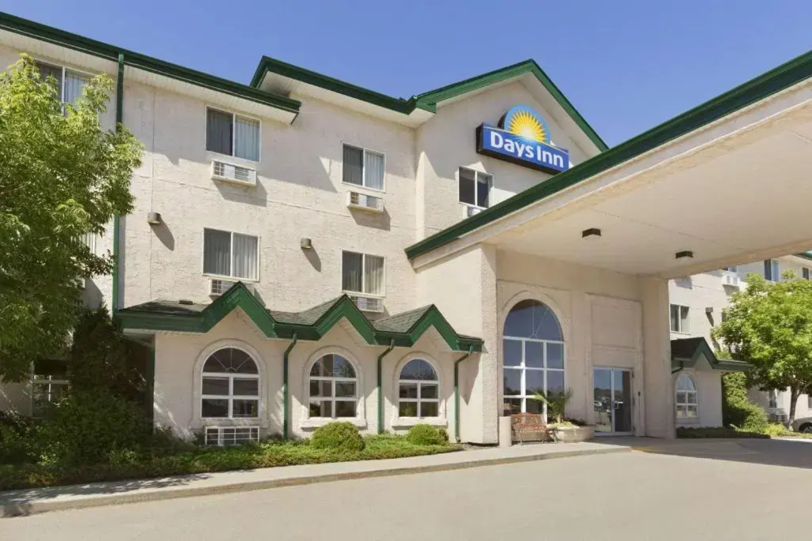 Days Inn - Steinbach