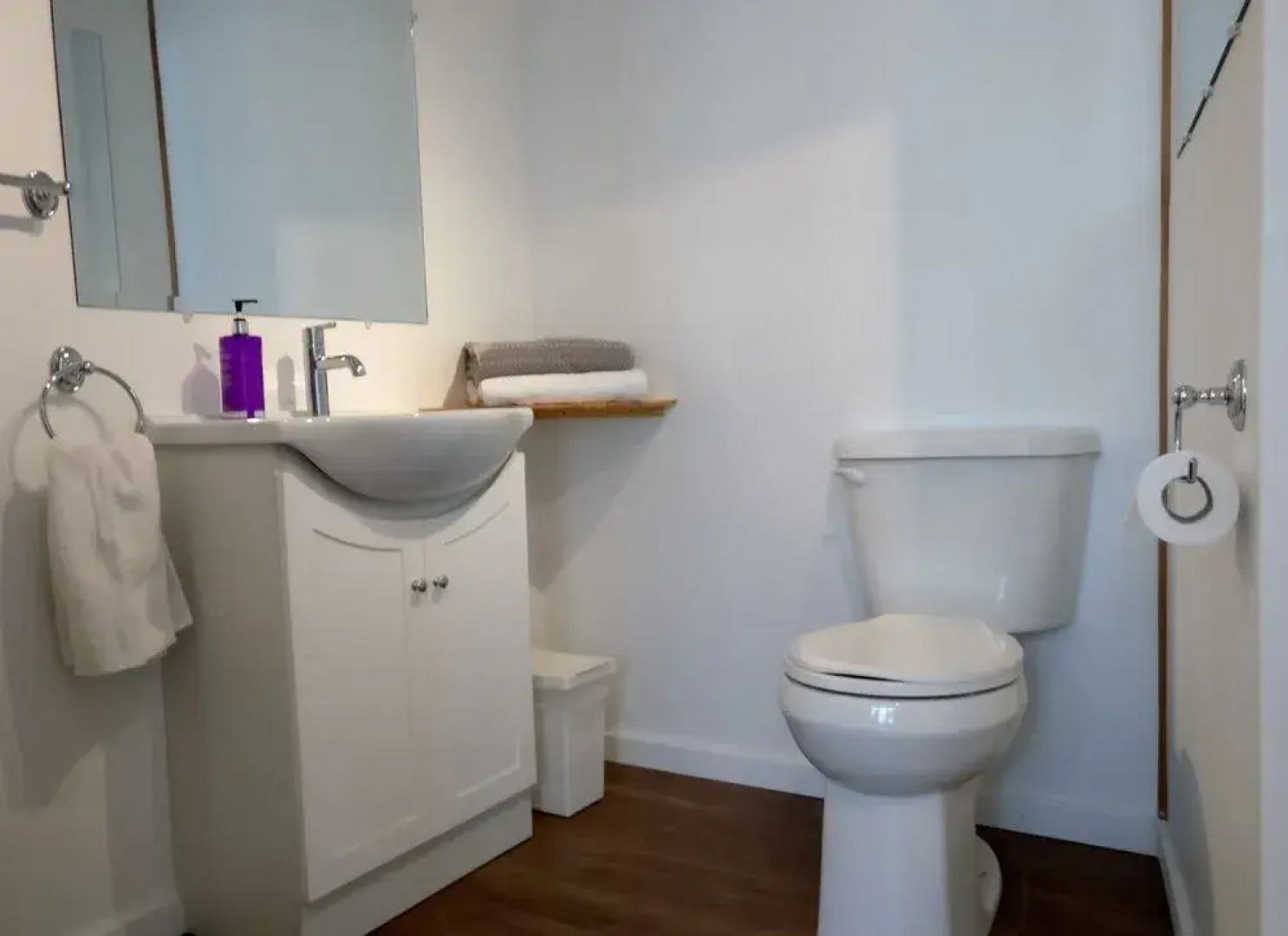 Tofino Travellers Guesthouse