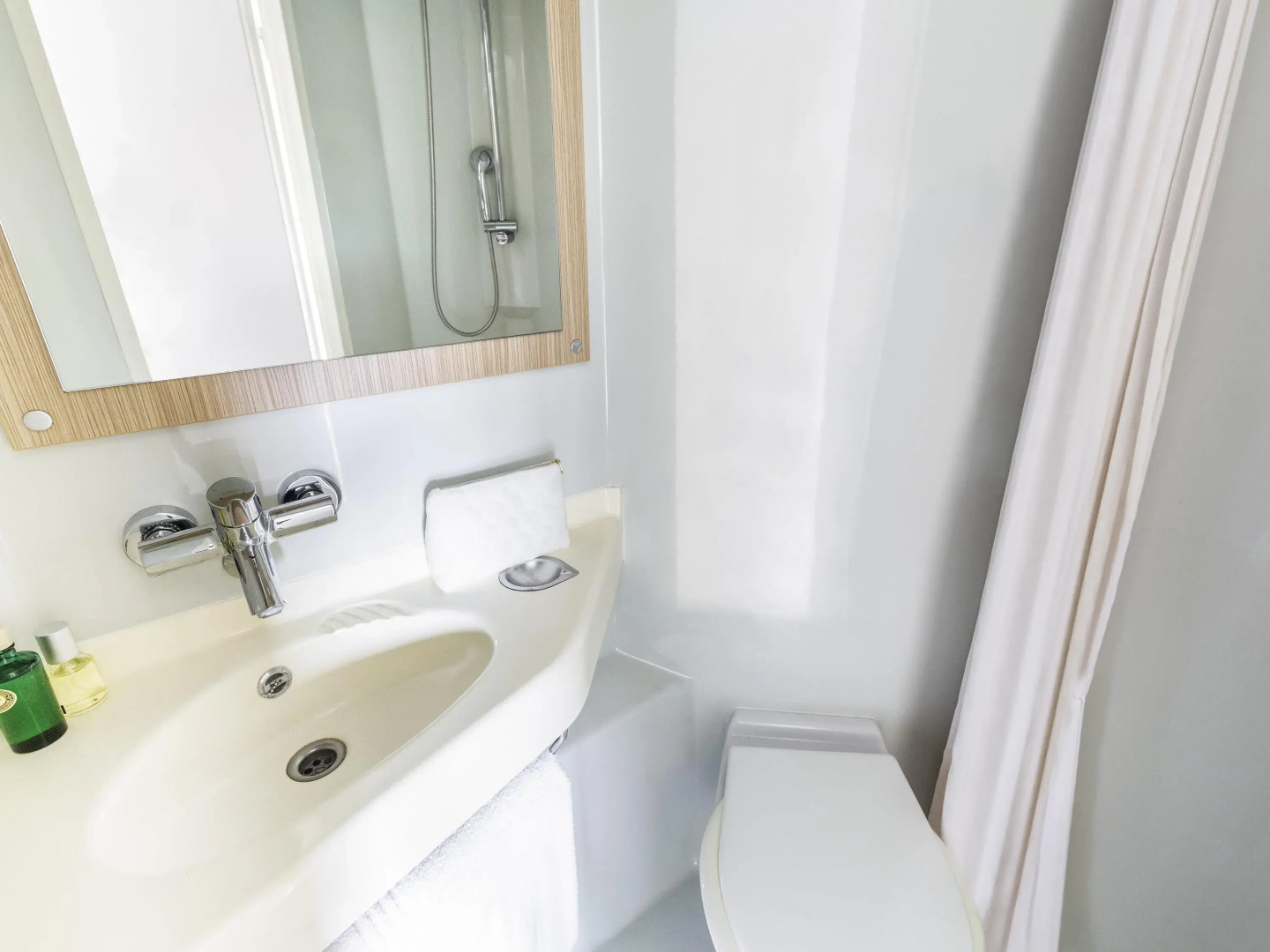 Greet Hotel Angouleme