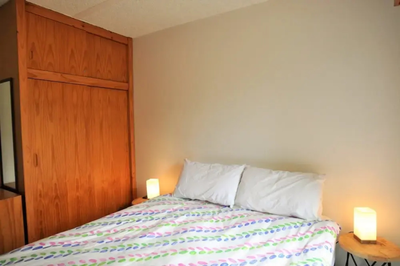 Shangri-La On Surf Parade - Free Wifi!