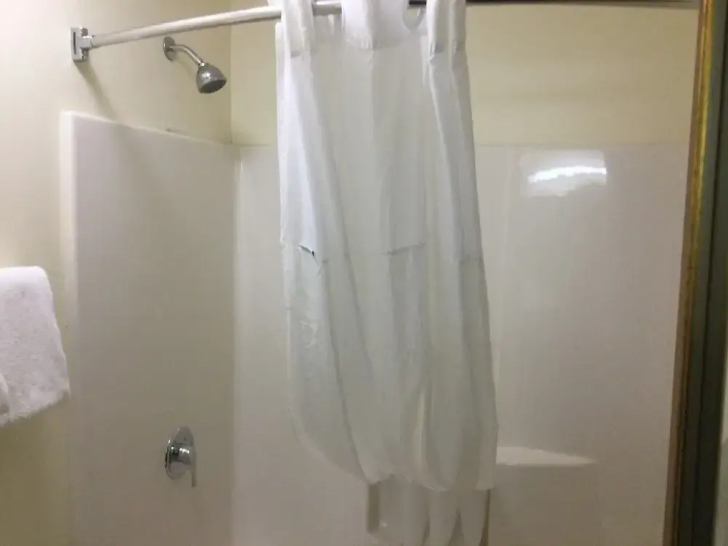 Baymont Inn & Suites Battle Creek Downtown