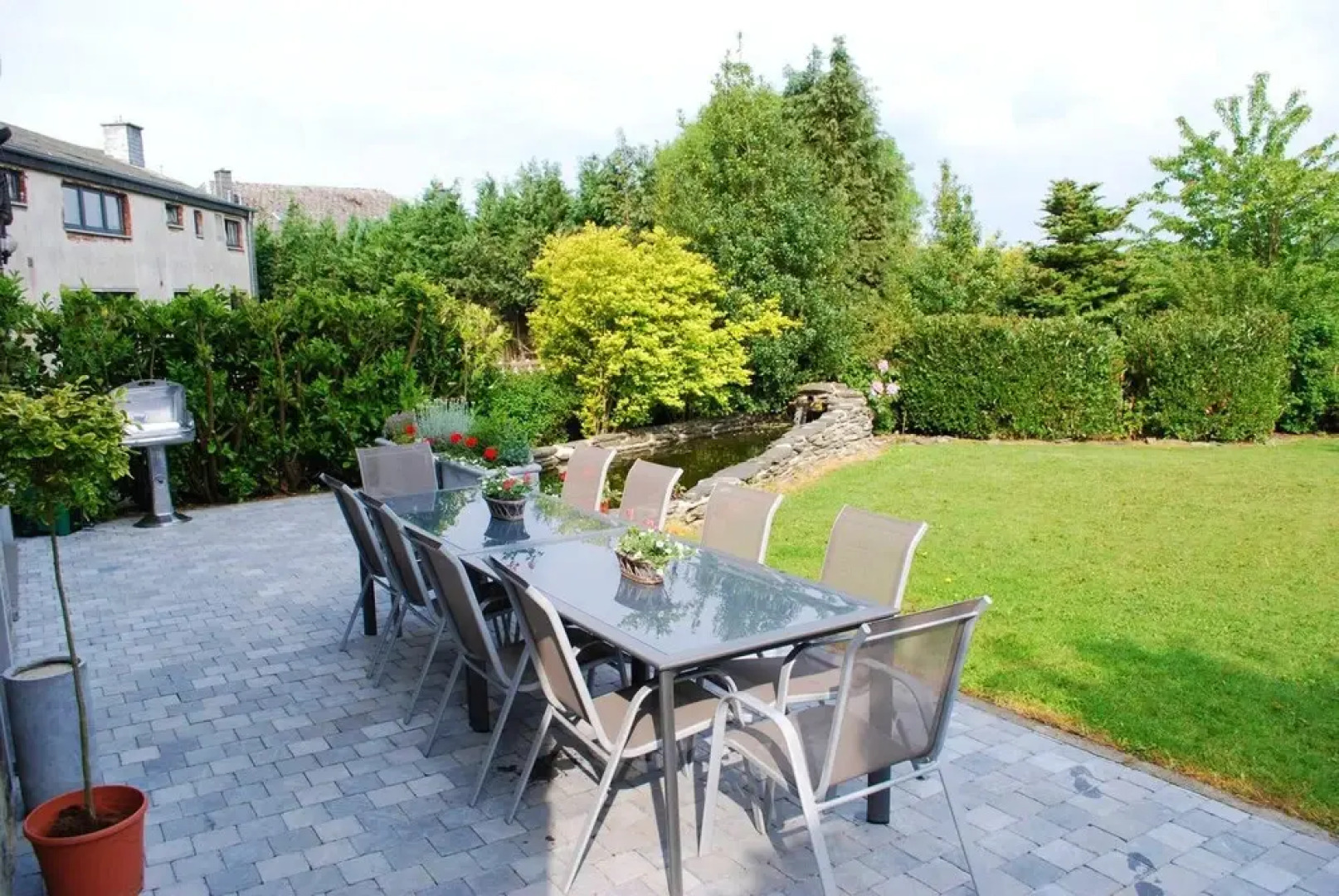 House With 5 Bedrooms in Bertrix, With Enclosed Garden and Wifi