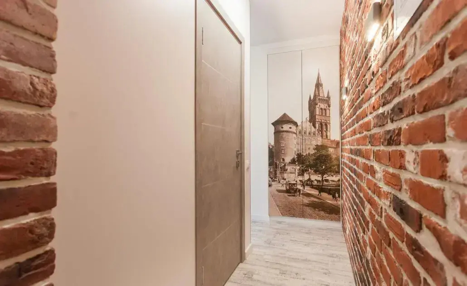 KenigApart (КенигАпарт) на улице Театральная 25