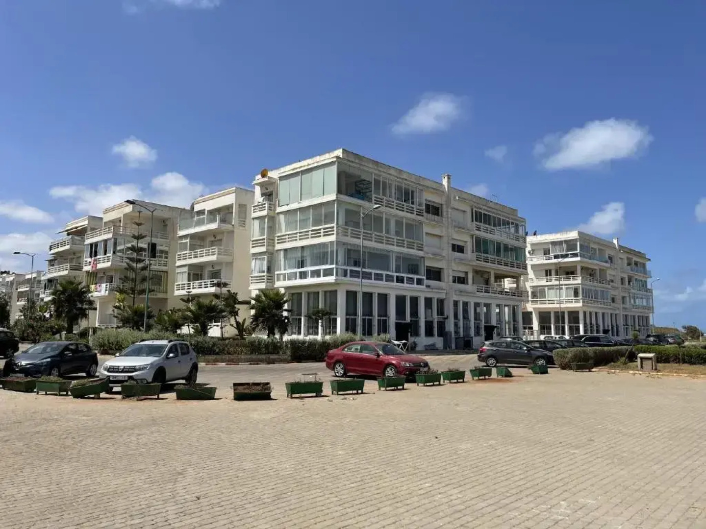 ATLANTIC MARINA BEACH: 3 Piscines & accès direct à la plage Sablettes