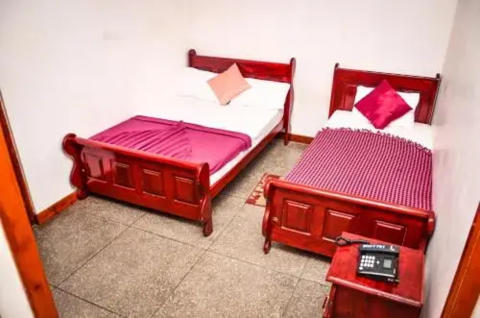 White House Holiday Inn