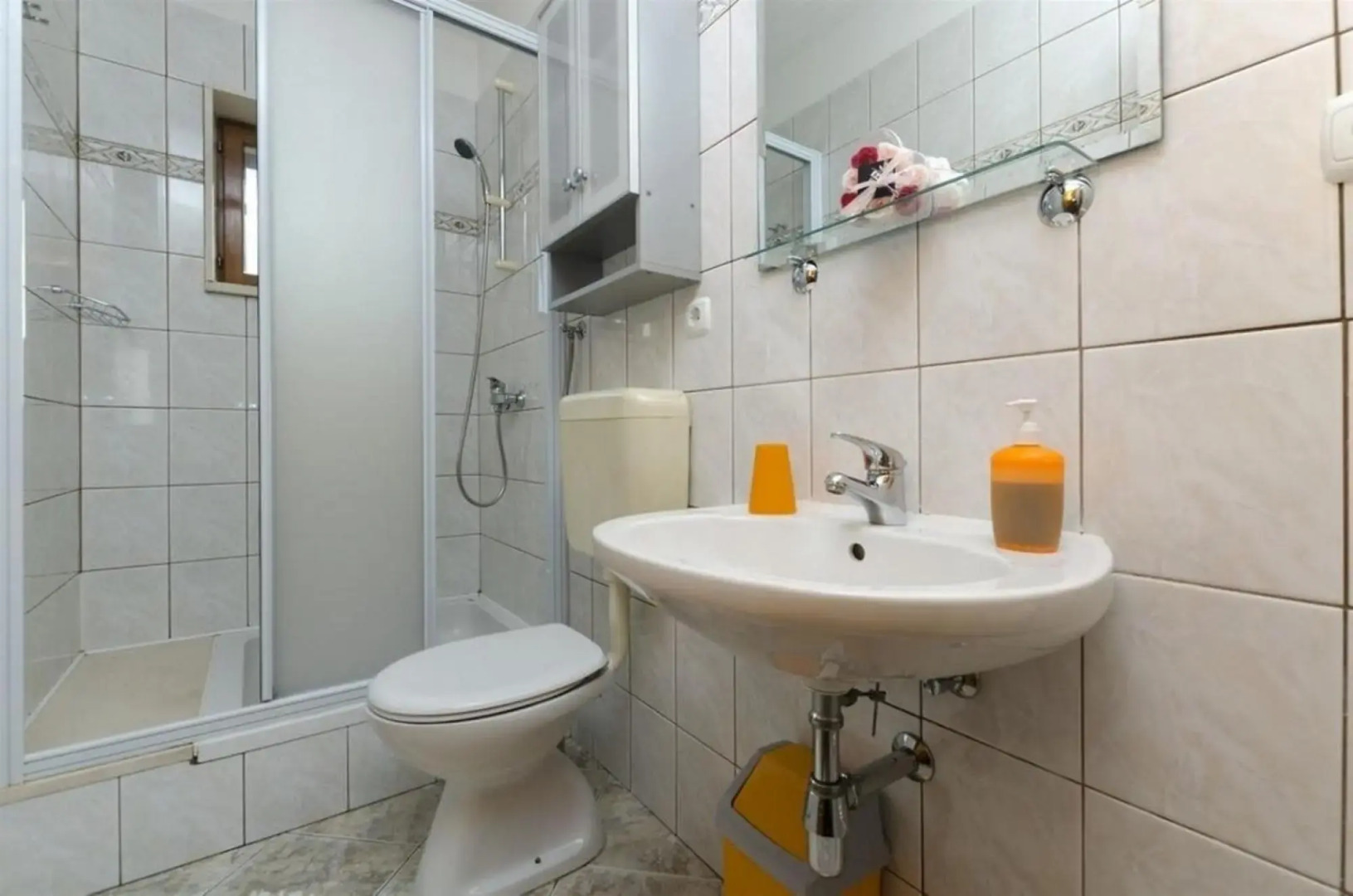 Studio apartment Lemar - parking and barbecue: SA3 Bol, Island Brac