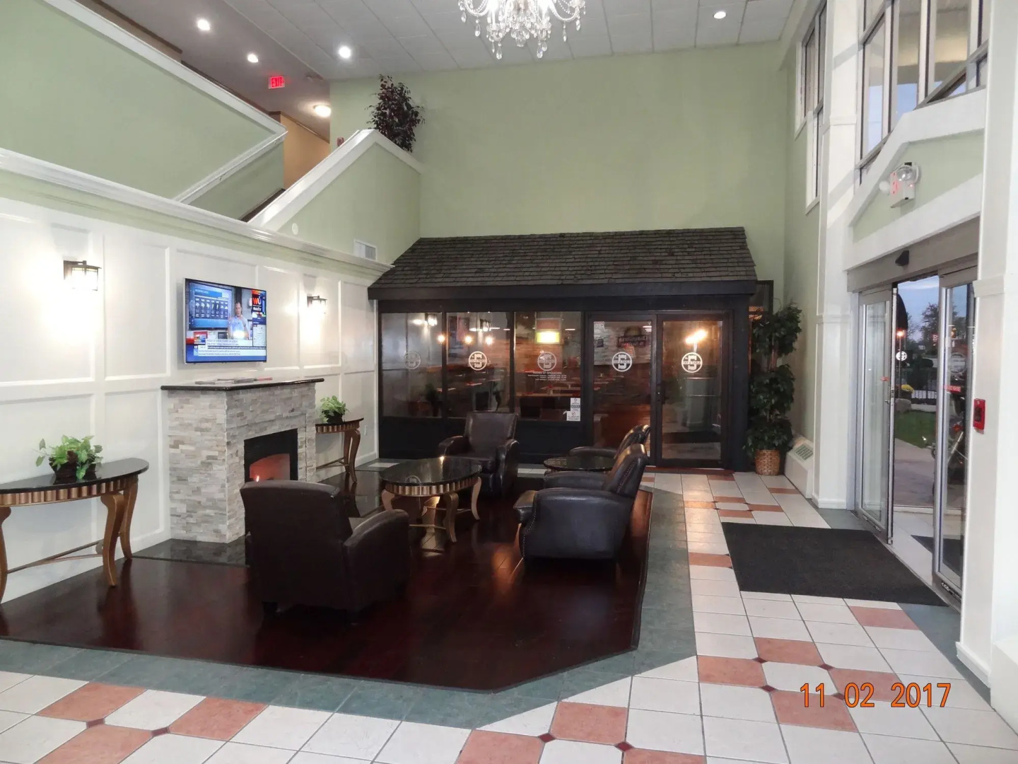 Days Inn And Suites Columbus East Airport