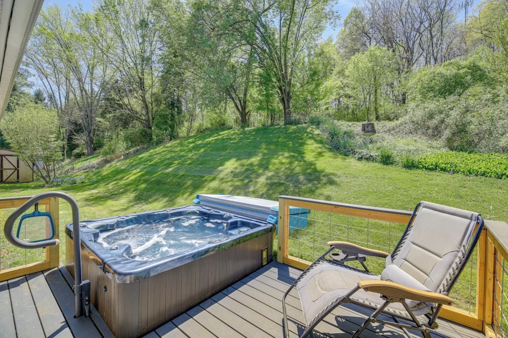 Lakefront Kingsport Home w/ Private Hot Tub!