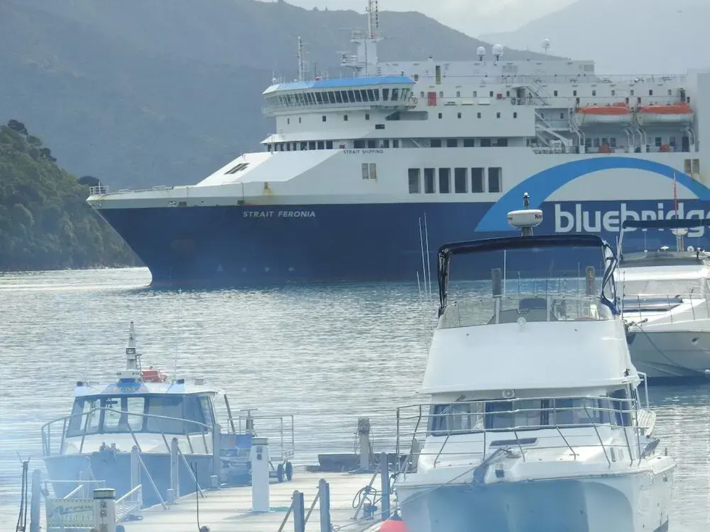 Art Deco Apartment 1