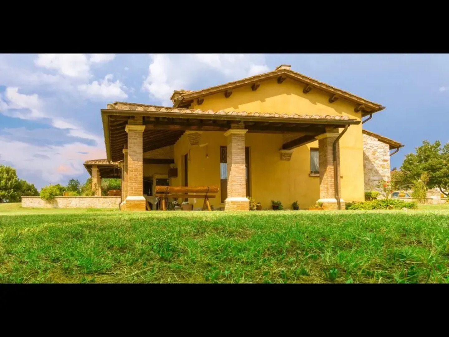 Villa With 3 Bedrooms in Montecampano, With Wonderful Mountain View, Private Pool, Furnished Garden
