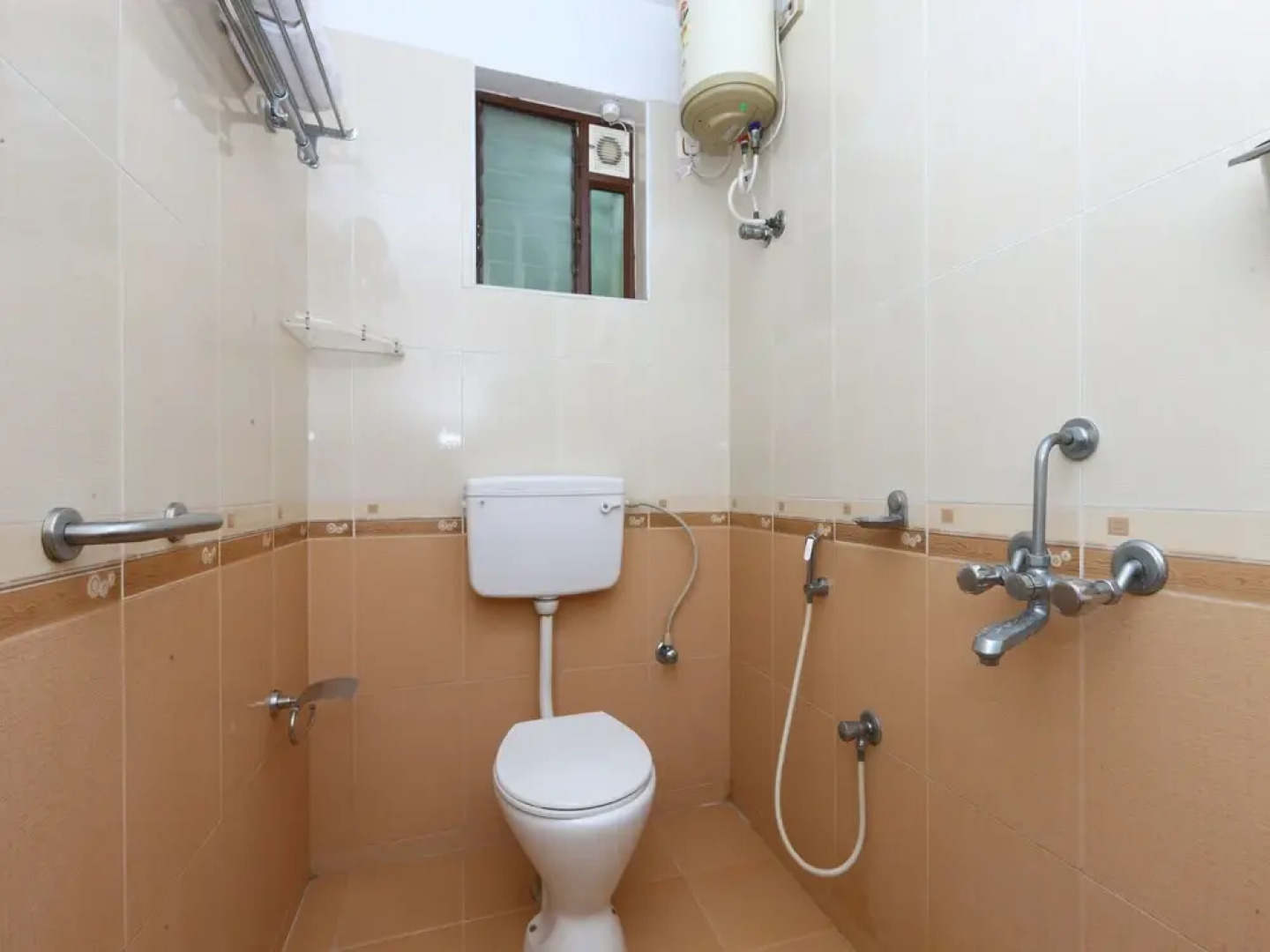 Preetham Nivas By OYO Rooms