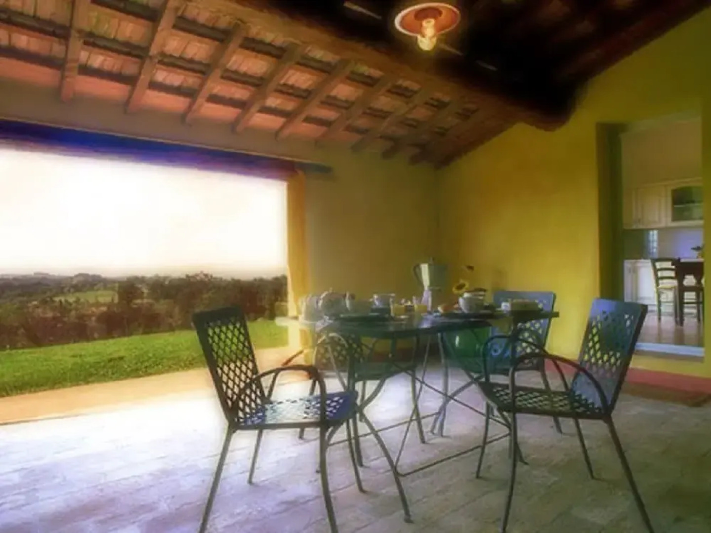 Sun-kissed Apartment in Castelfiorentino With Swimming Pool