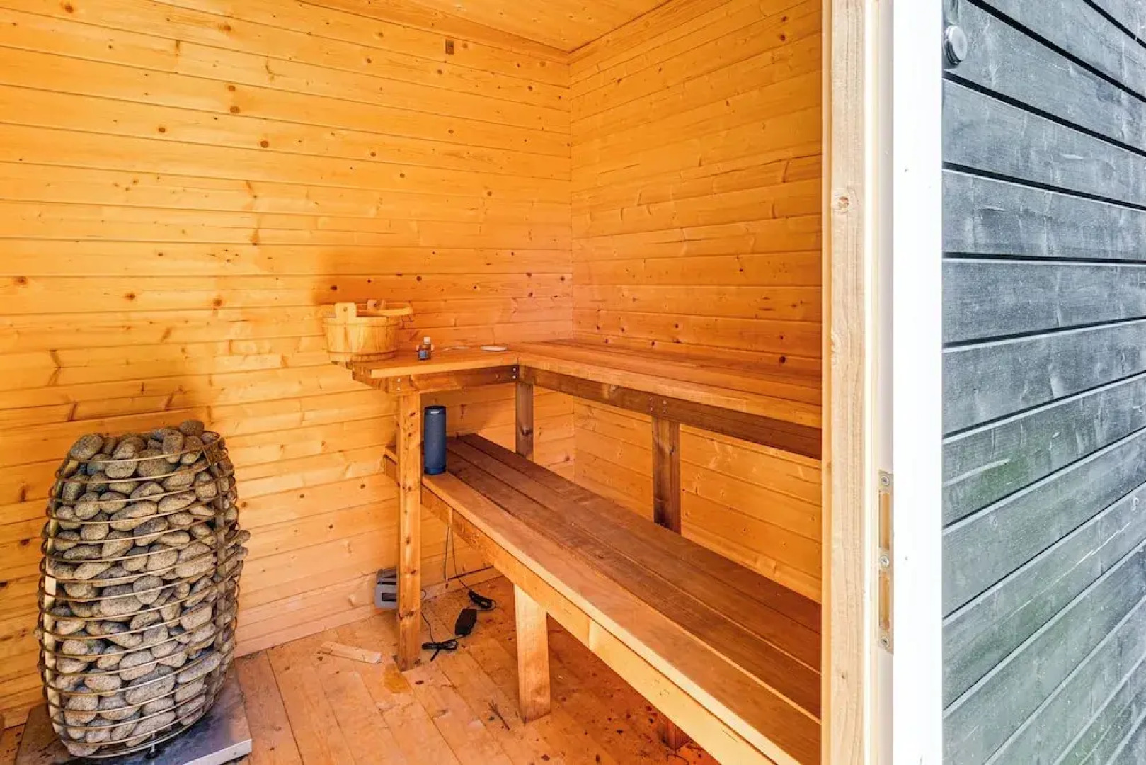 Private Sauna & Dock: Lakefront Retreat in Moneta!