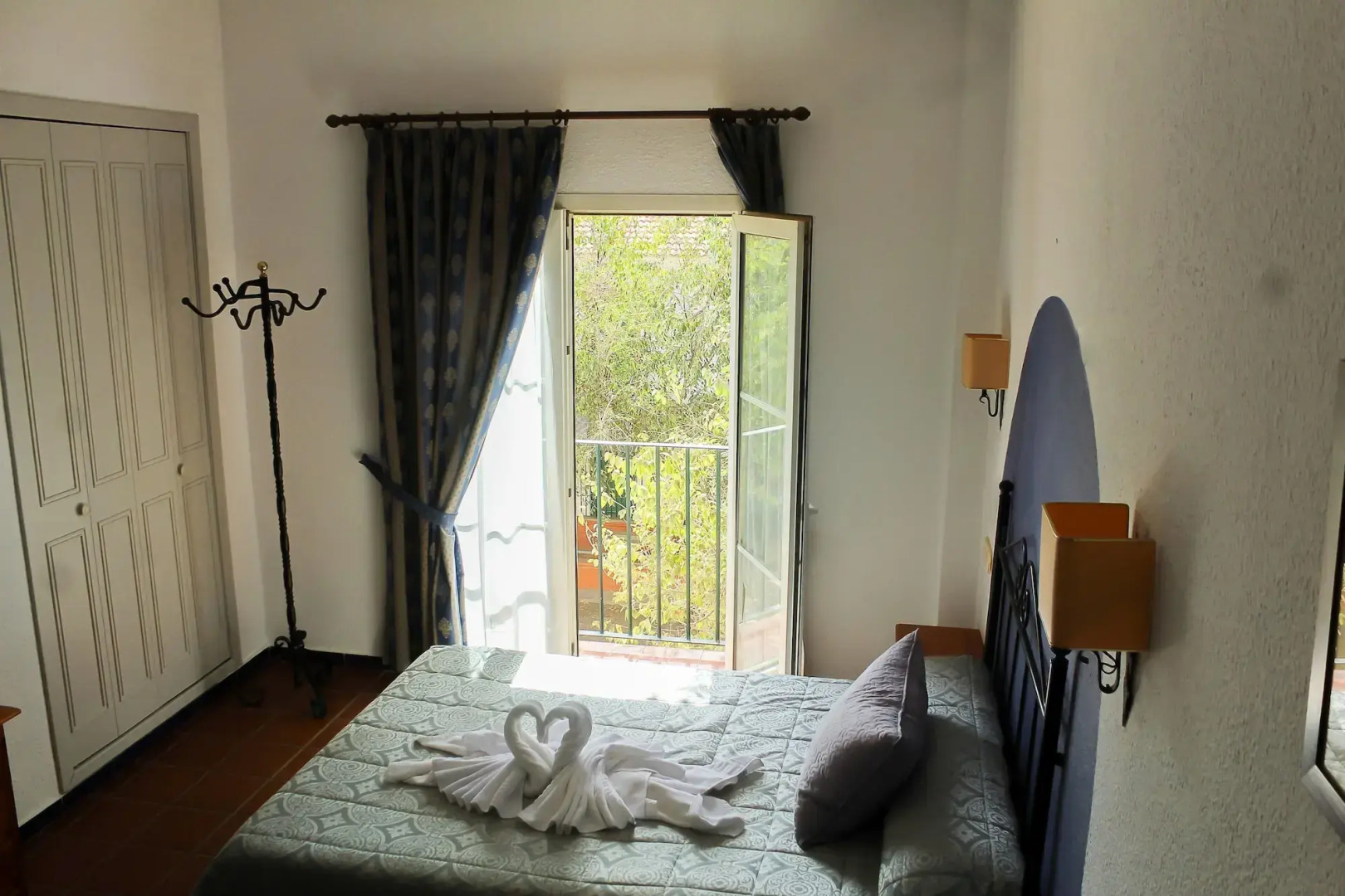 Hostal Puente Del Rey