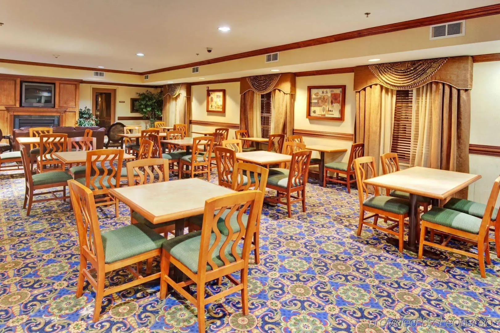 Holiday Inn Express Hotel & Suites Southfield - Detroit