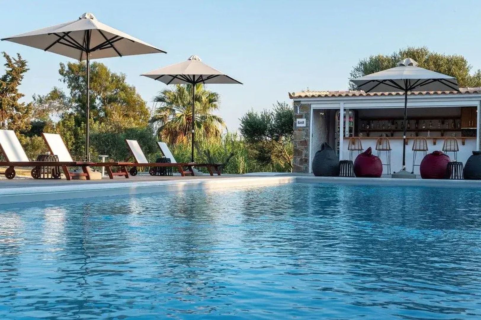 Abeloessa Methonian Hospitality