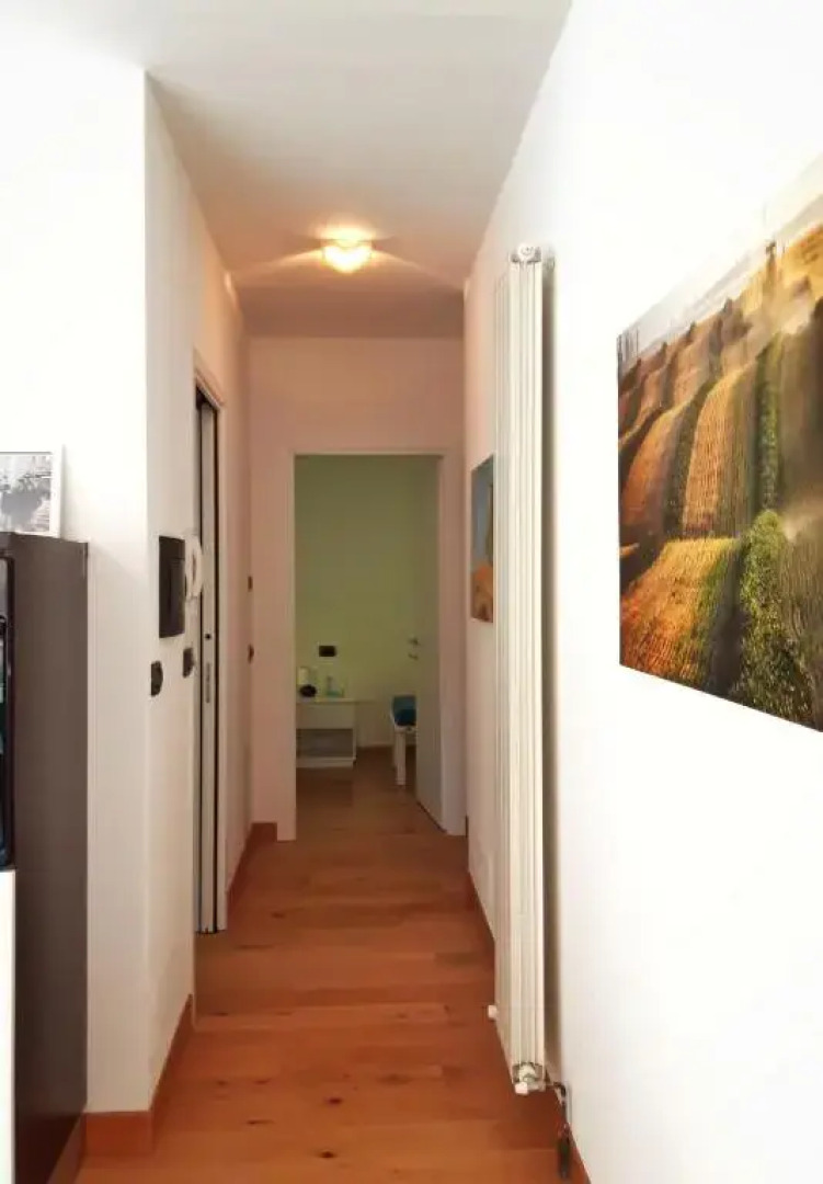 Lake View Gateway - by MyHomeInComo