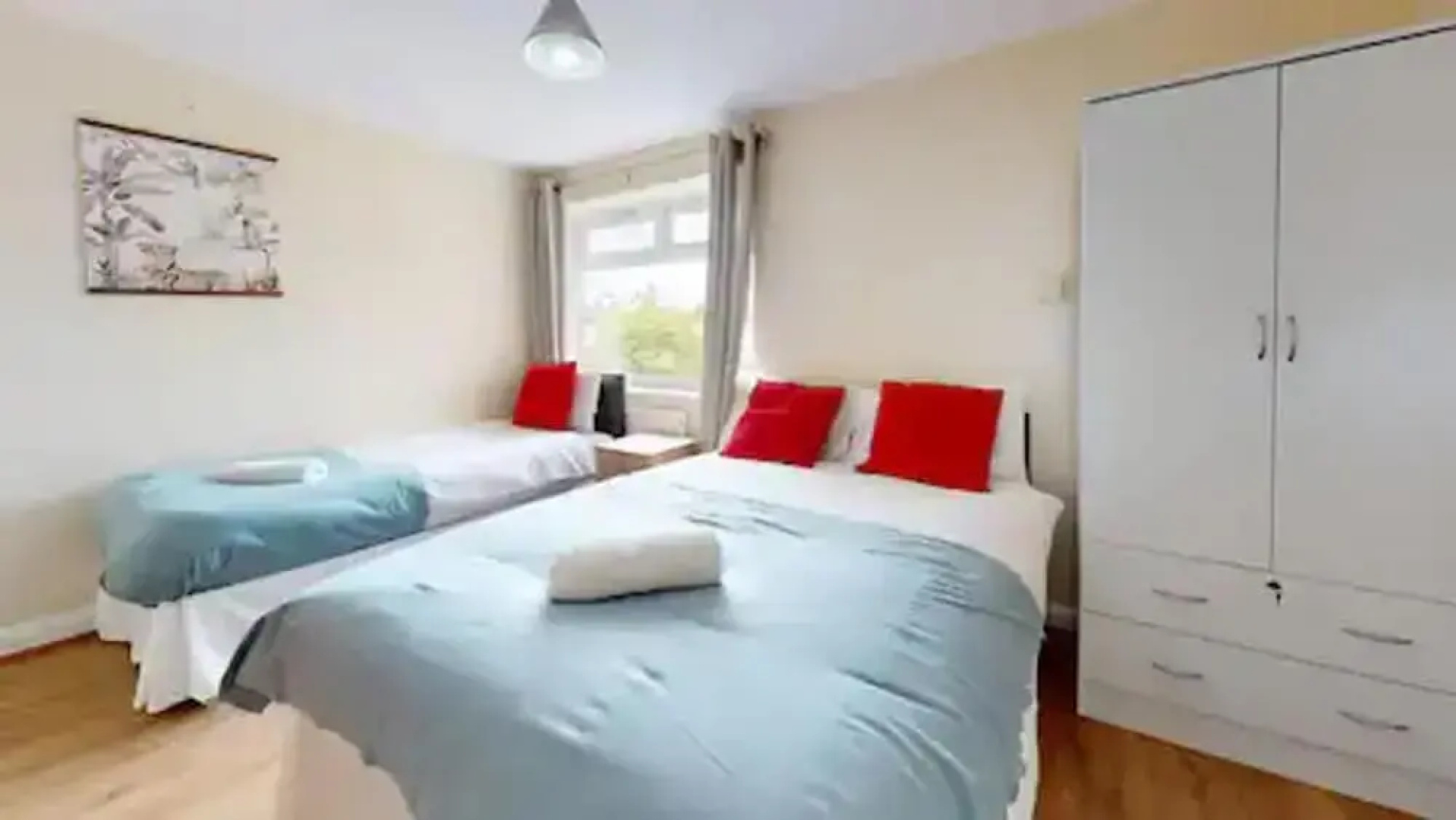 Captivating 2-bed Apartment in Stanford-le-hope