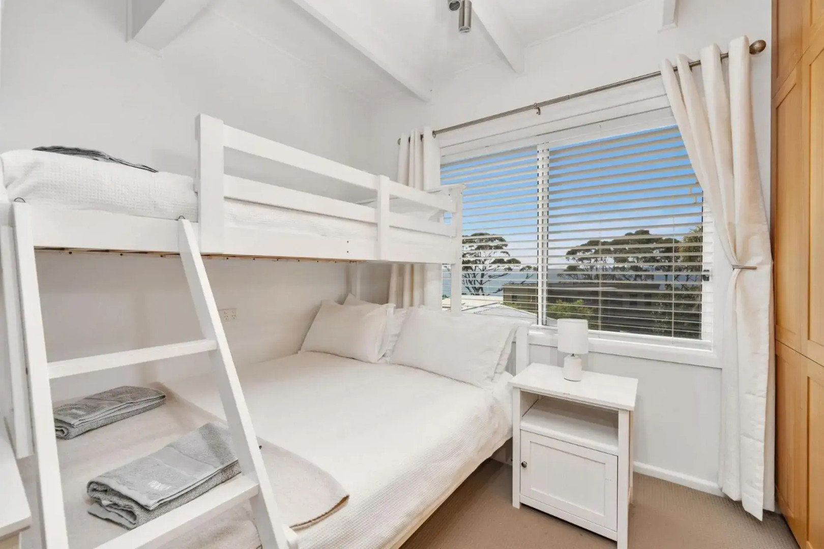 Mara at Hyams 4pm Check Out Sundays