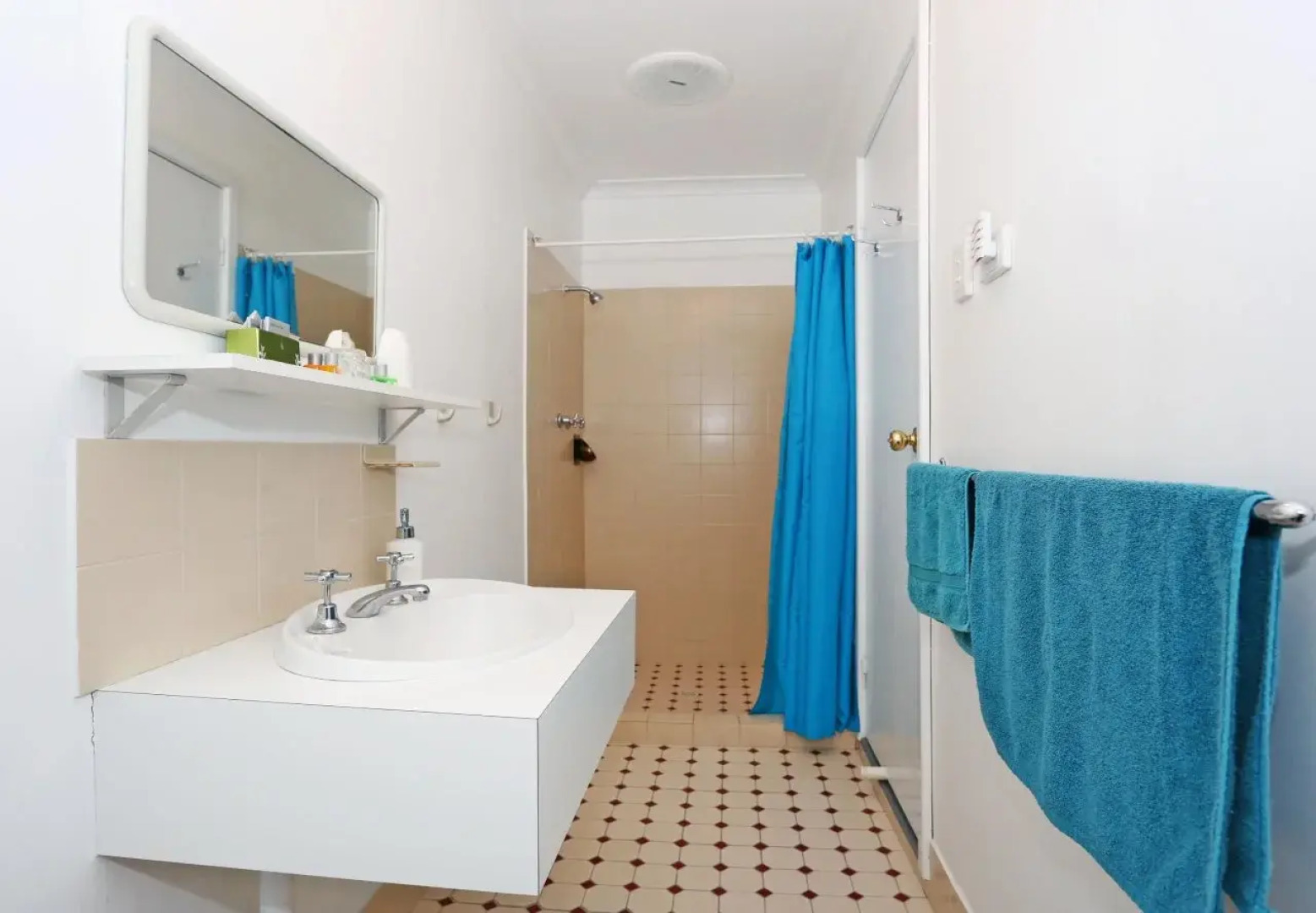 Jacaranda Guest House