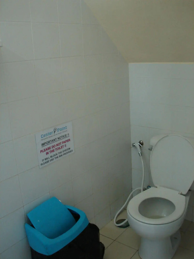 Center Point Dorm Room