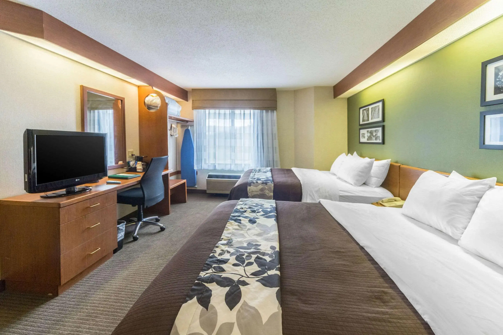 Sleep Inn & Suites Bay View Acme - Travers City