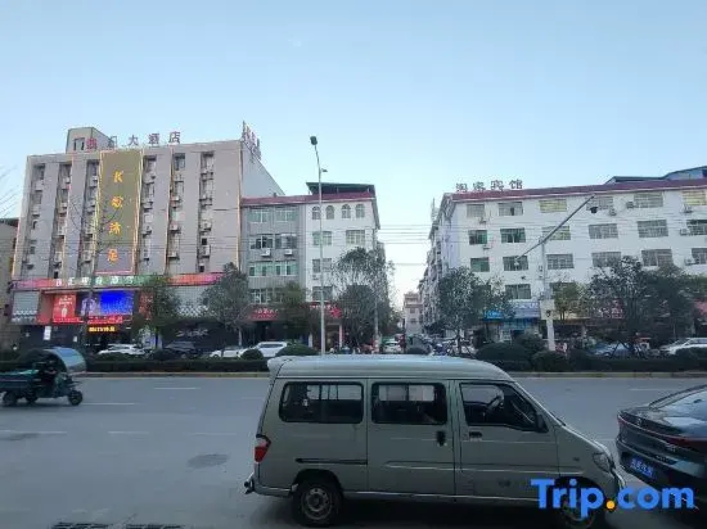 Xingguo Taojia Hotel (Bus Station Branch)