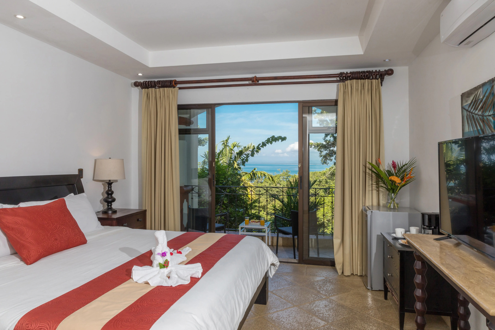 Shana by the Beach Manuel Antonio