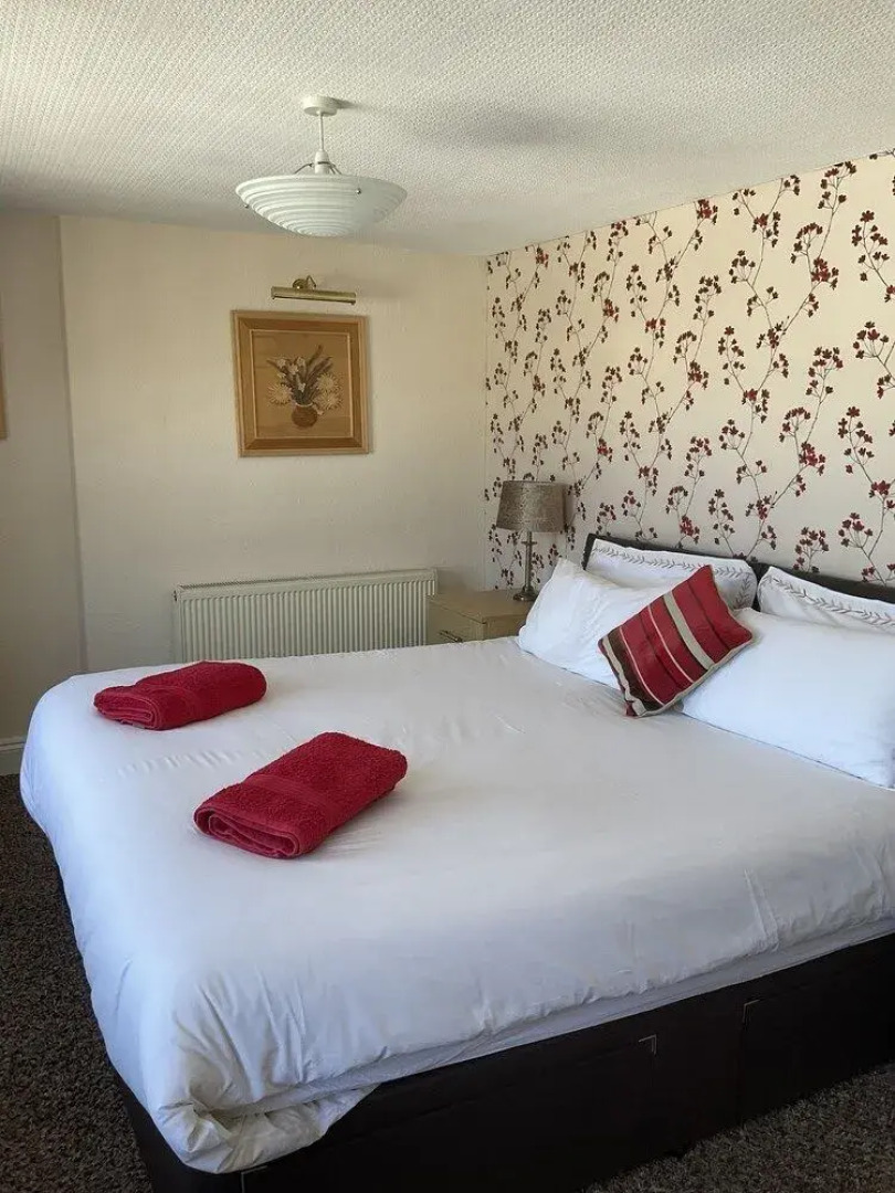 Number 52 Bed & Breakfast