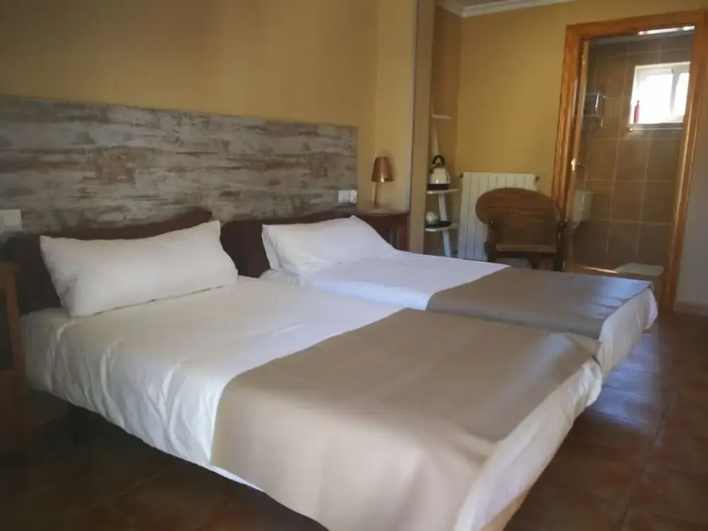 Lovely Holiday Home in Aigues With Private Swimming Pool