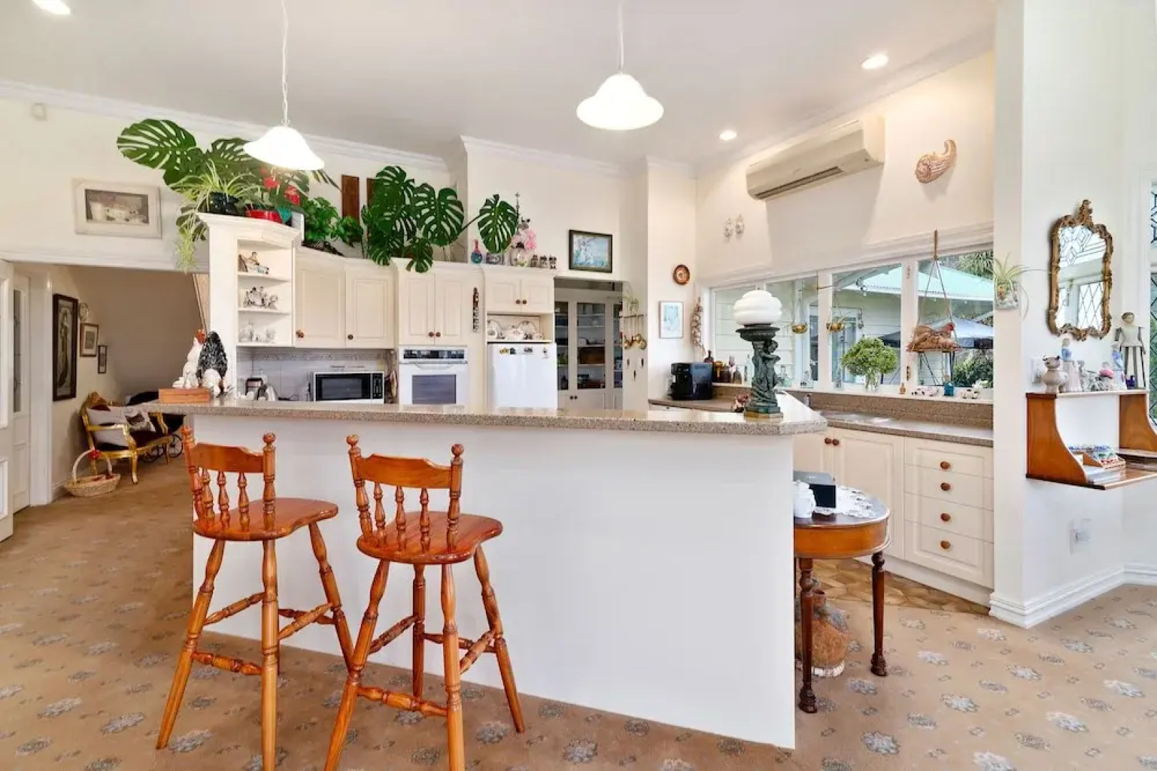 Country Villa Estate