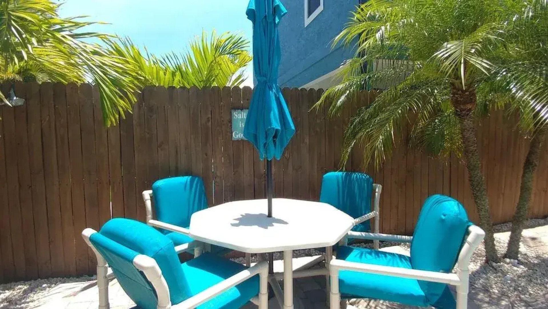 Blue Starfish Estate by MNM