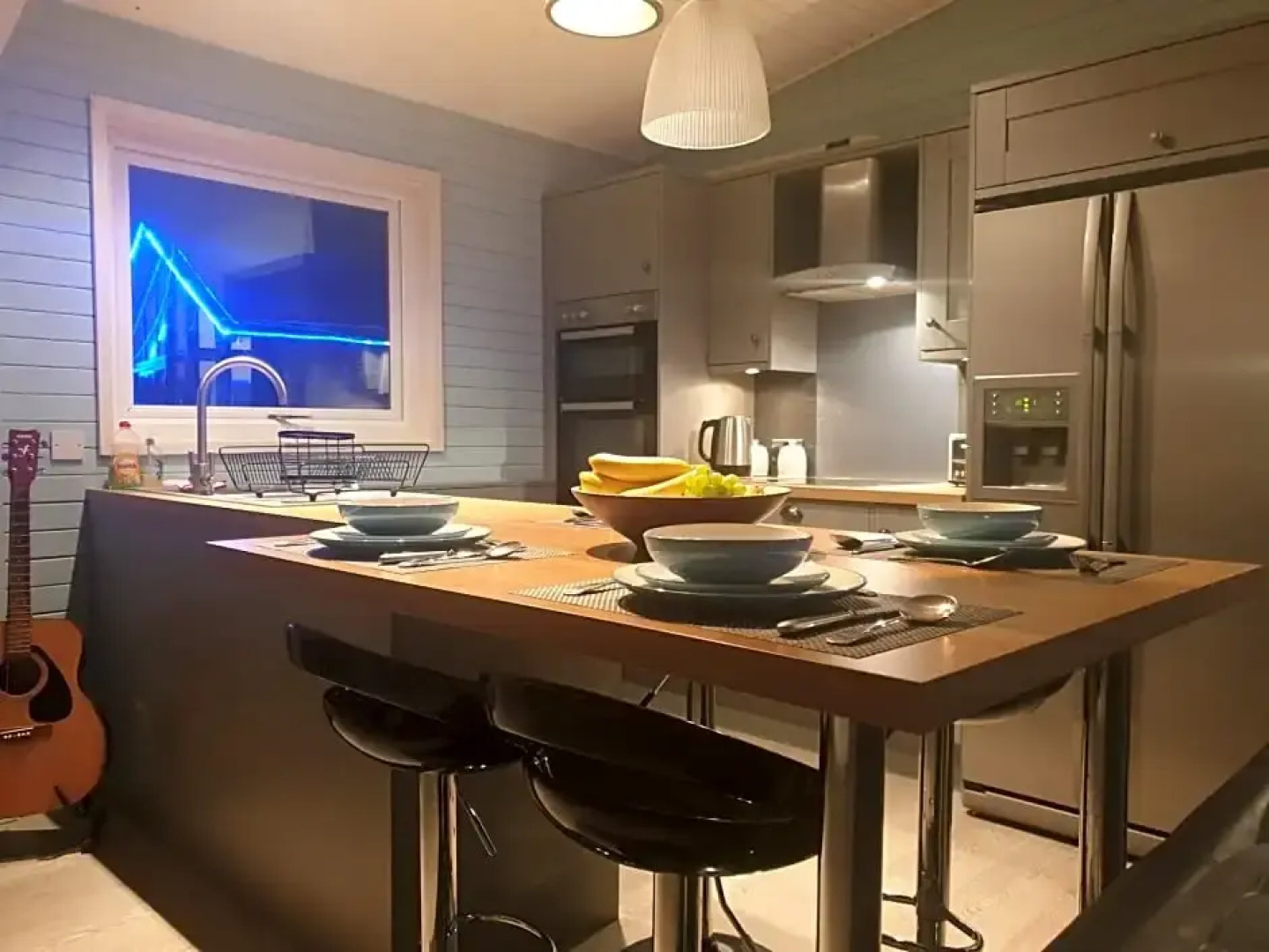 Fenna Lakeside Lodge - Pine Lake Resort