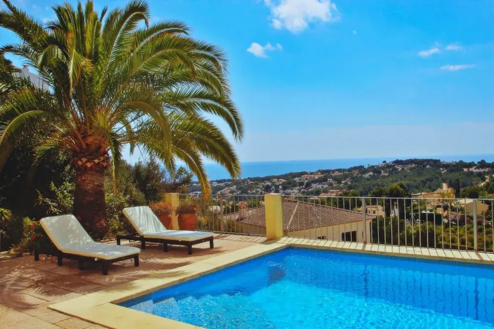 Villa Alegria - Sea View With Pool