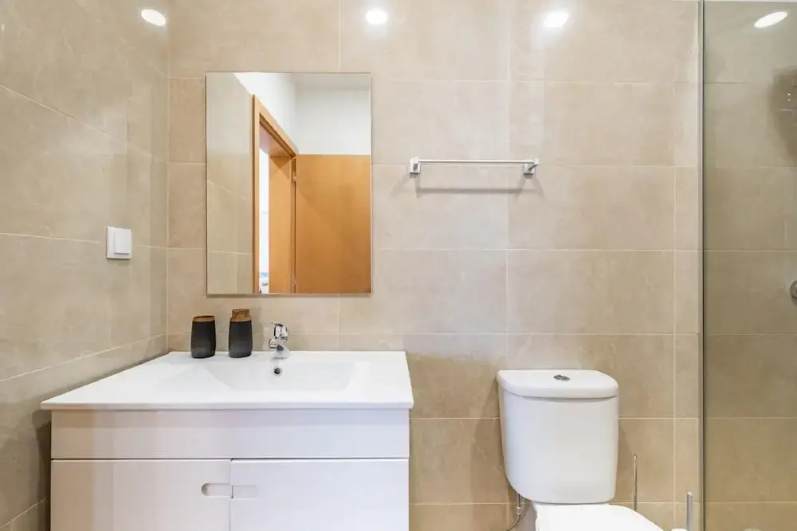 Canhas Residence I by Homie