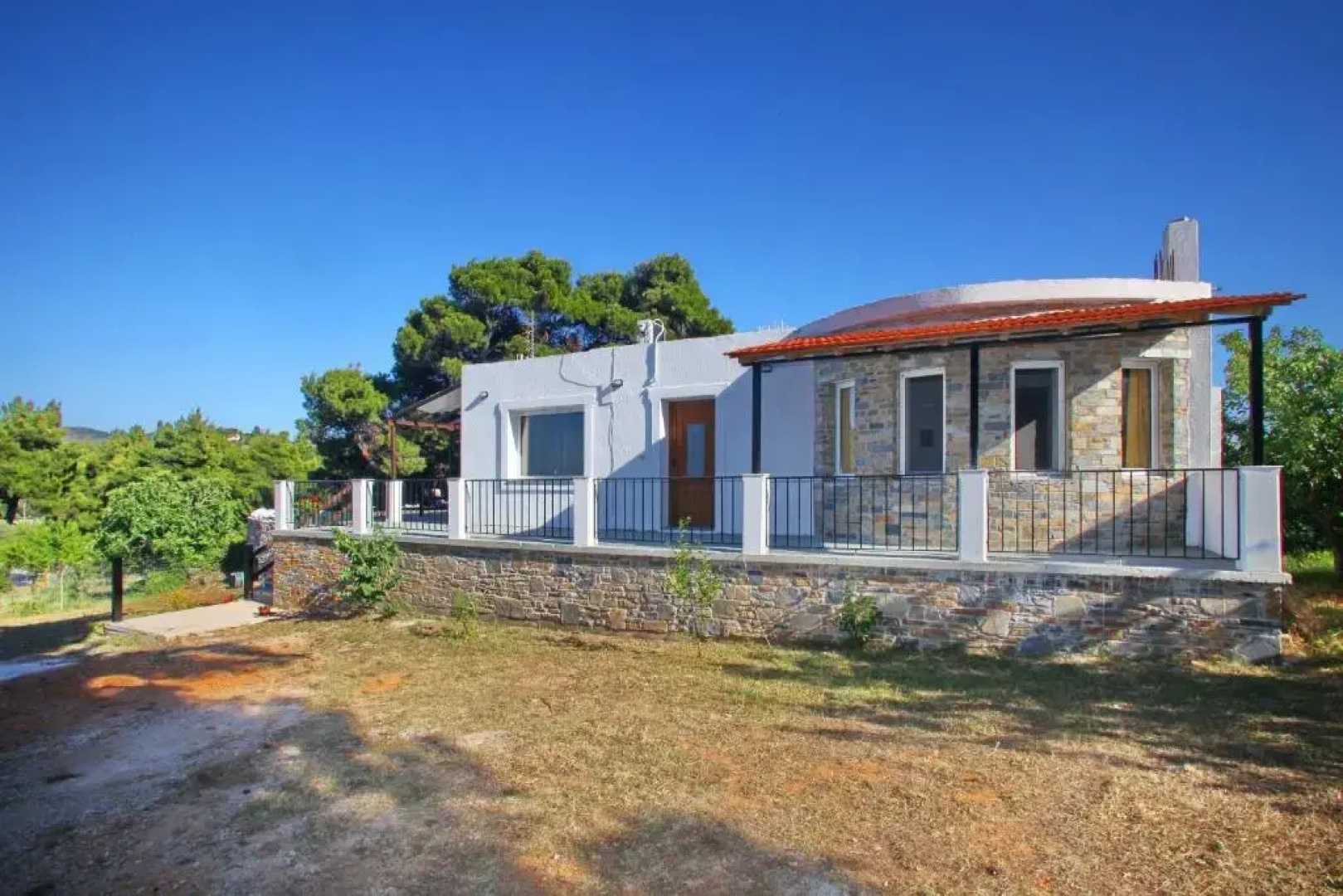 Aloni Villa