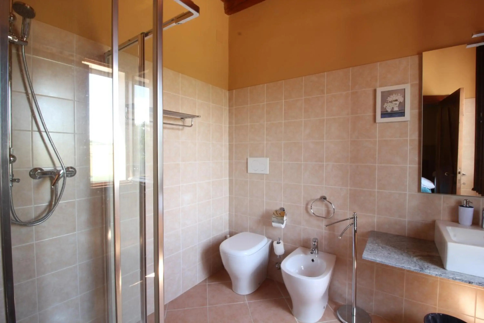 Villa Diana, Marche - intera struttura con piscina