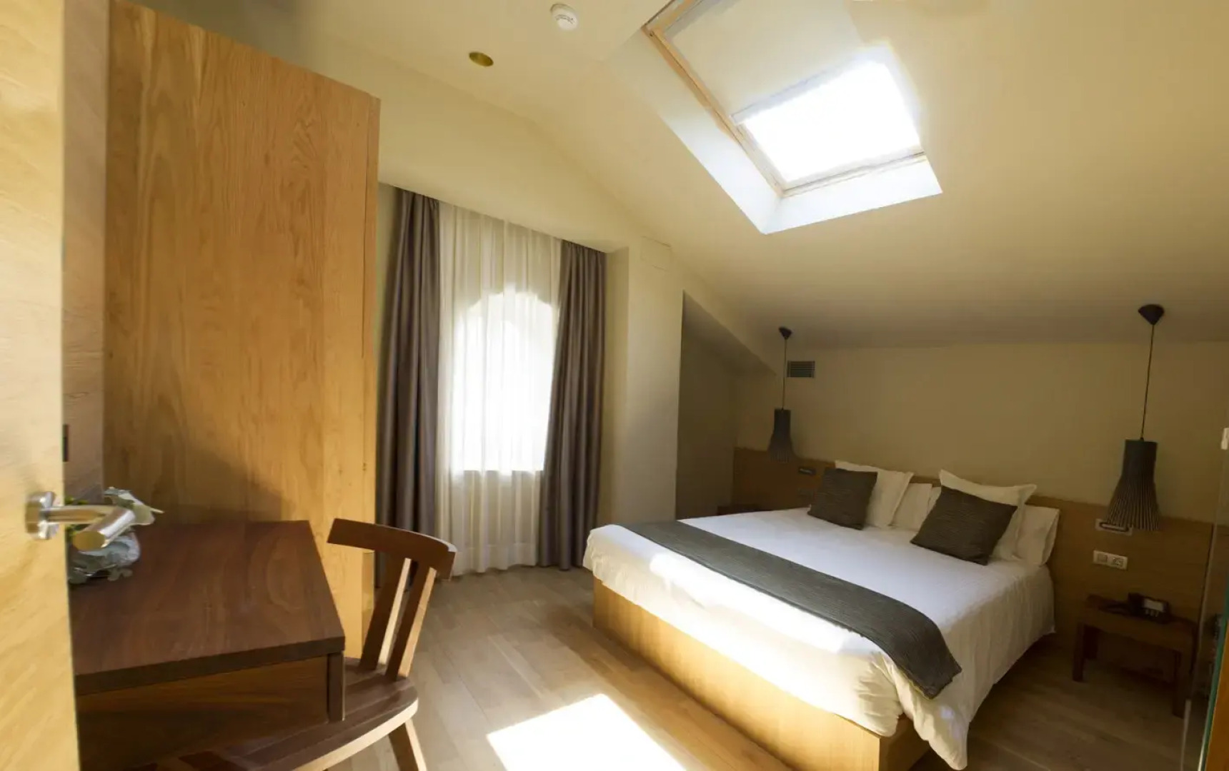 Hotel & Apartaments Vall de Núria