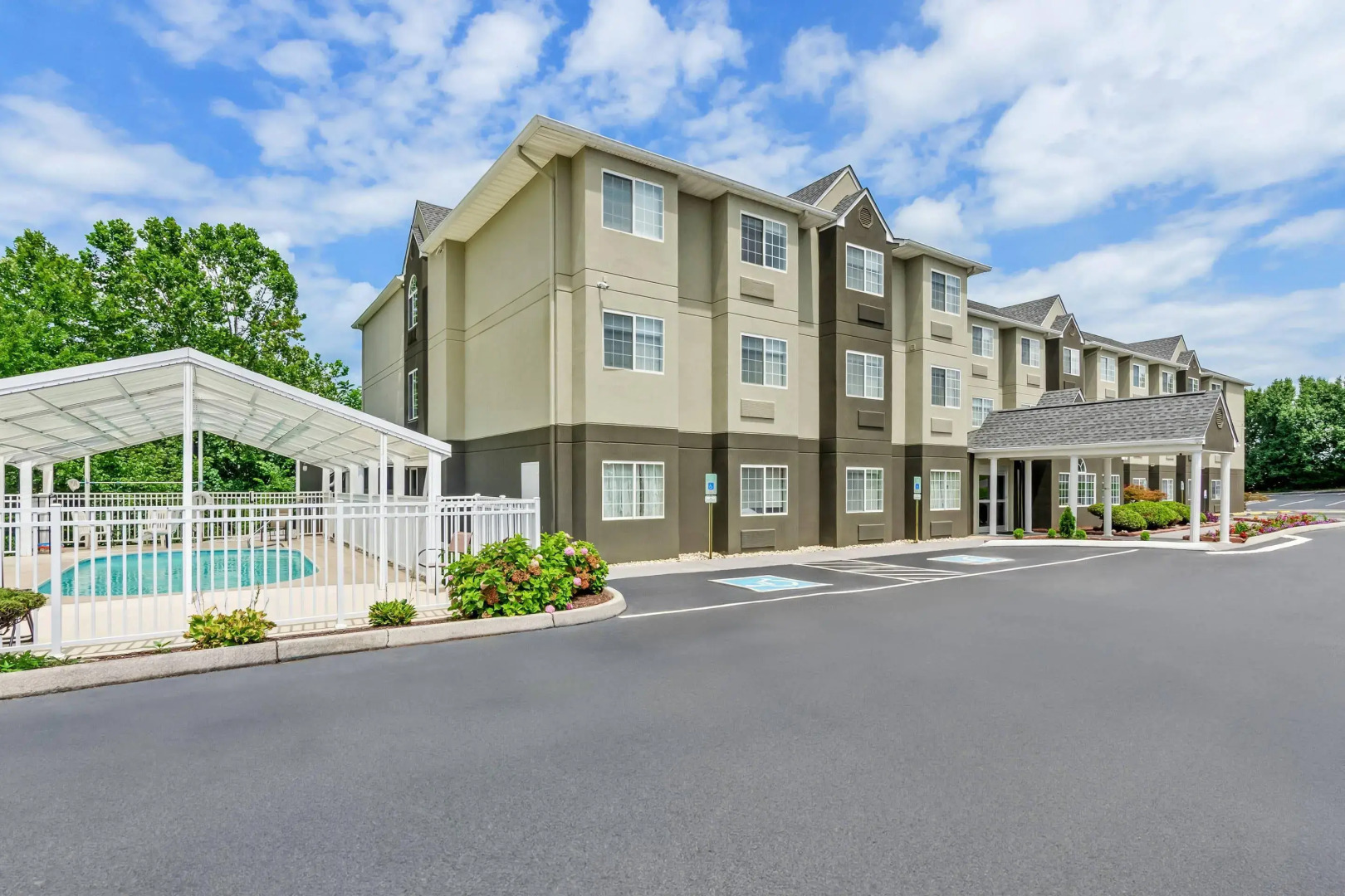 Quality Inn & Suites I-81 Exit 7