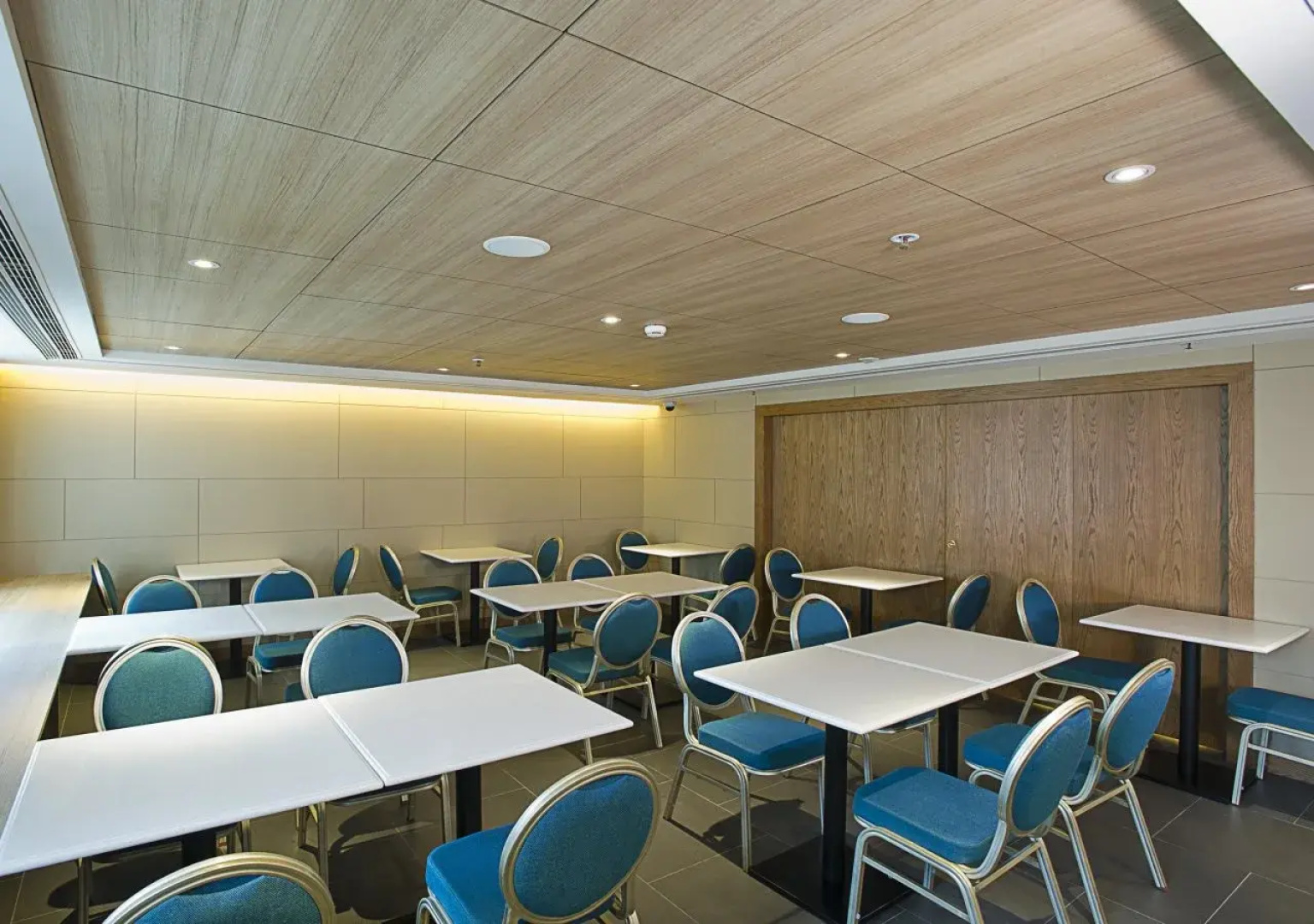 Holiday Inn Express Hong Kong Mongkok by IHG