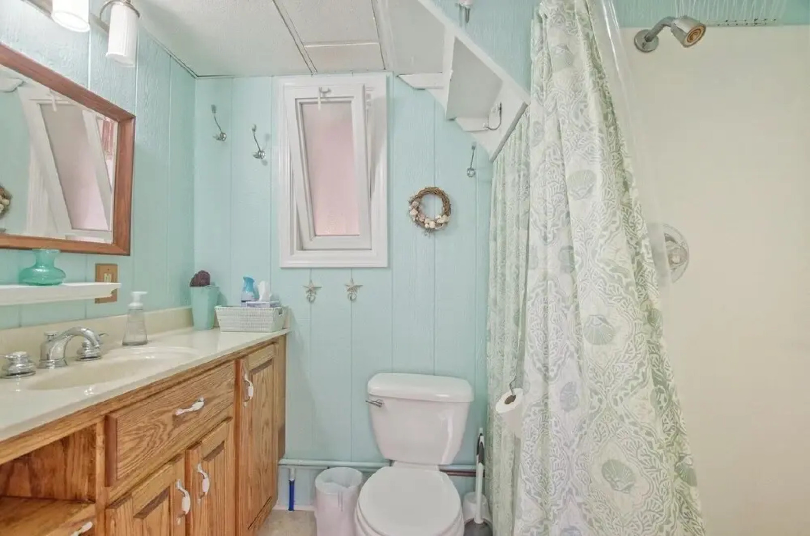 Beautiful Bonita 2 Bedroom Home by Redawning