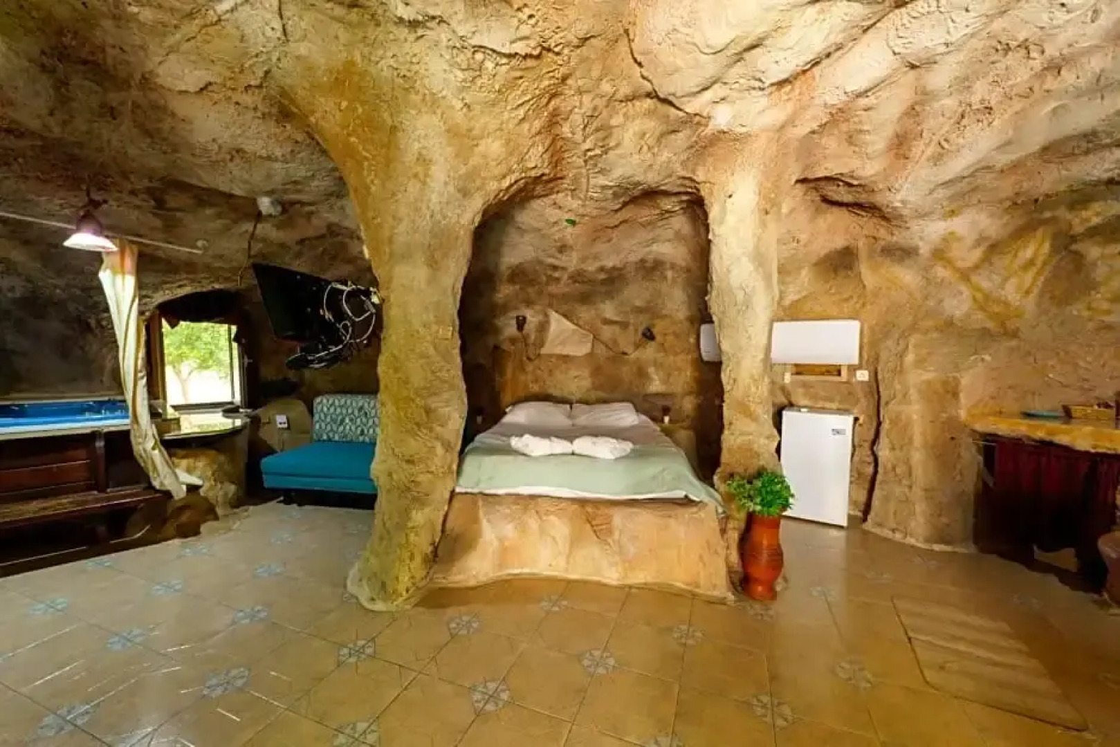 בקתות אירוח המערות - מושב חוסן מרשת V Club